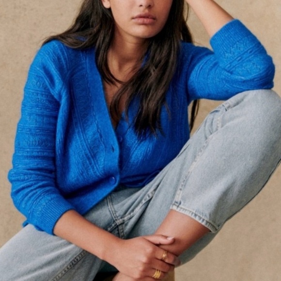 Sezane Sweaters - 💙Sezane sweater: Eya Cardigan S💙